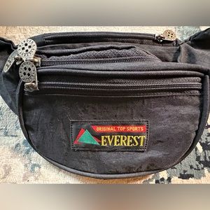 Vintage Everest Black 3-Compartment Fanny Pack vintage 90s nostalgia hiking euc